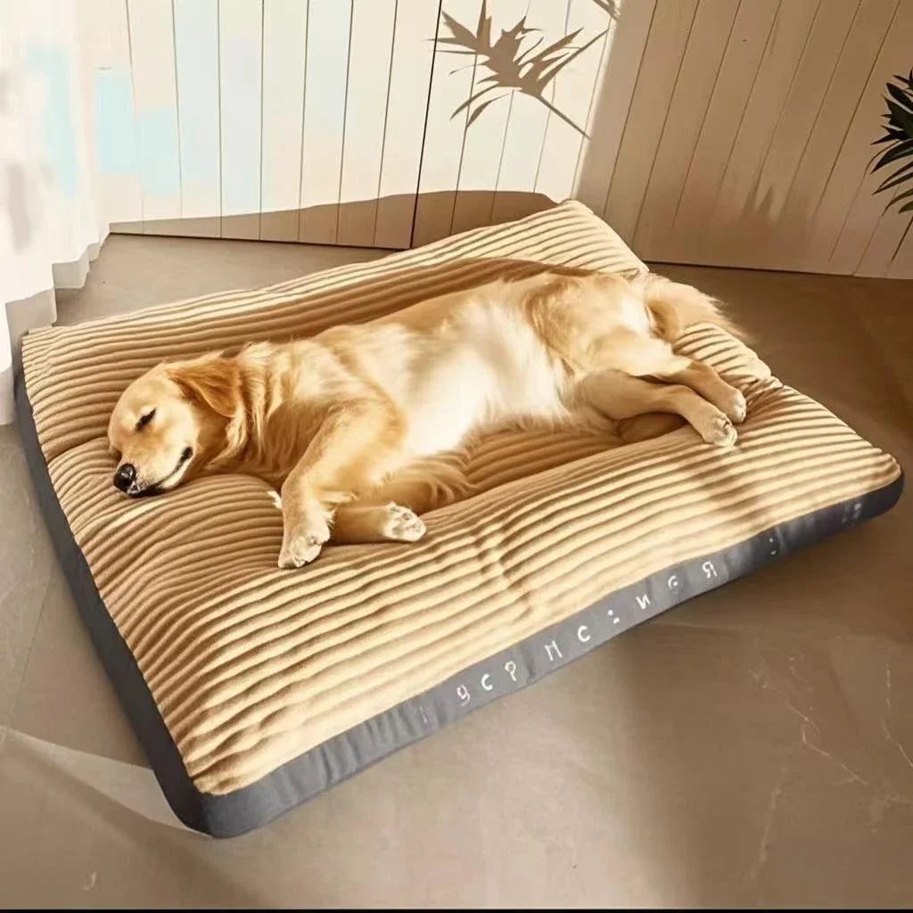 Pawinos™ Soft Fleece Pet Blanket – Washable Sleeping Mat for Dogs & Cats